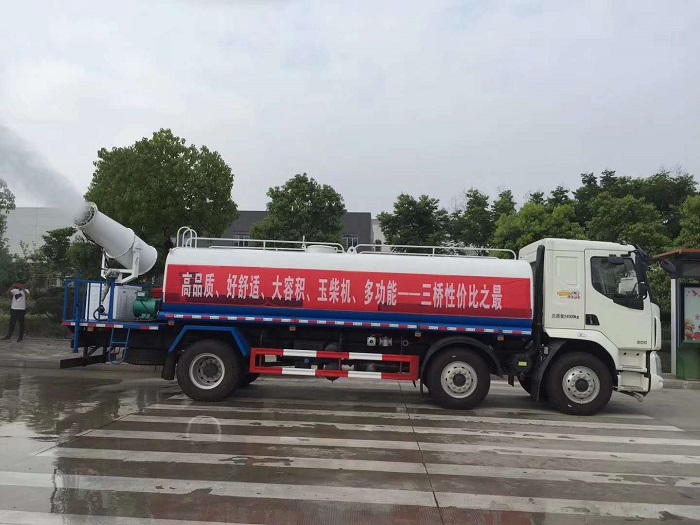 東風柳汽乘龍18方灑水抑塵綠化噴灑車 東風柳汽乘龍18方灑水抑塵綠化噴灑車圖片