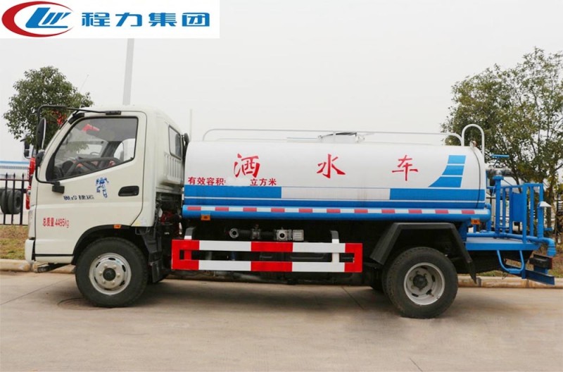 福田奧鈴5-6方灑水車
