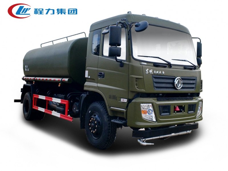 東風四驅(qū)灑水車（13噸越野灑水車）