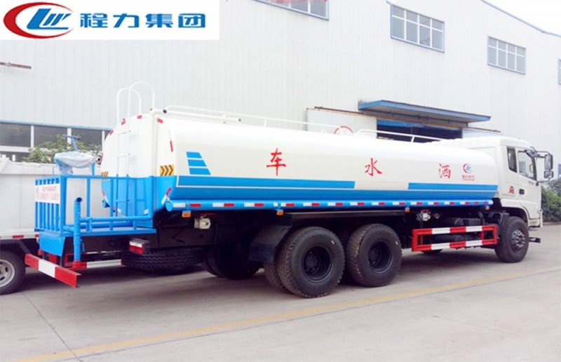 東風(fēng)御龍后八輪18-22方灑水車(chē)