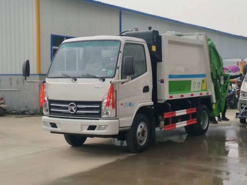 凱馬藍(lán)牌4方壓縮垃圾車